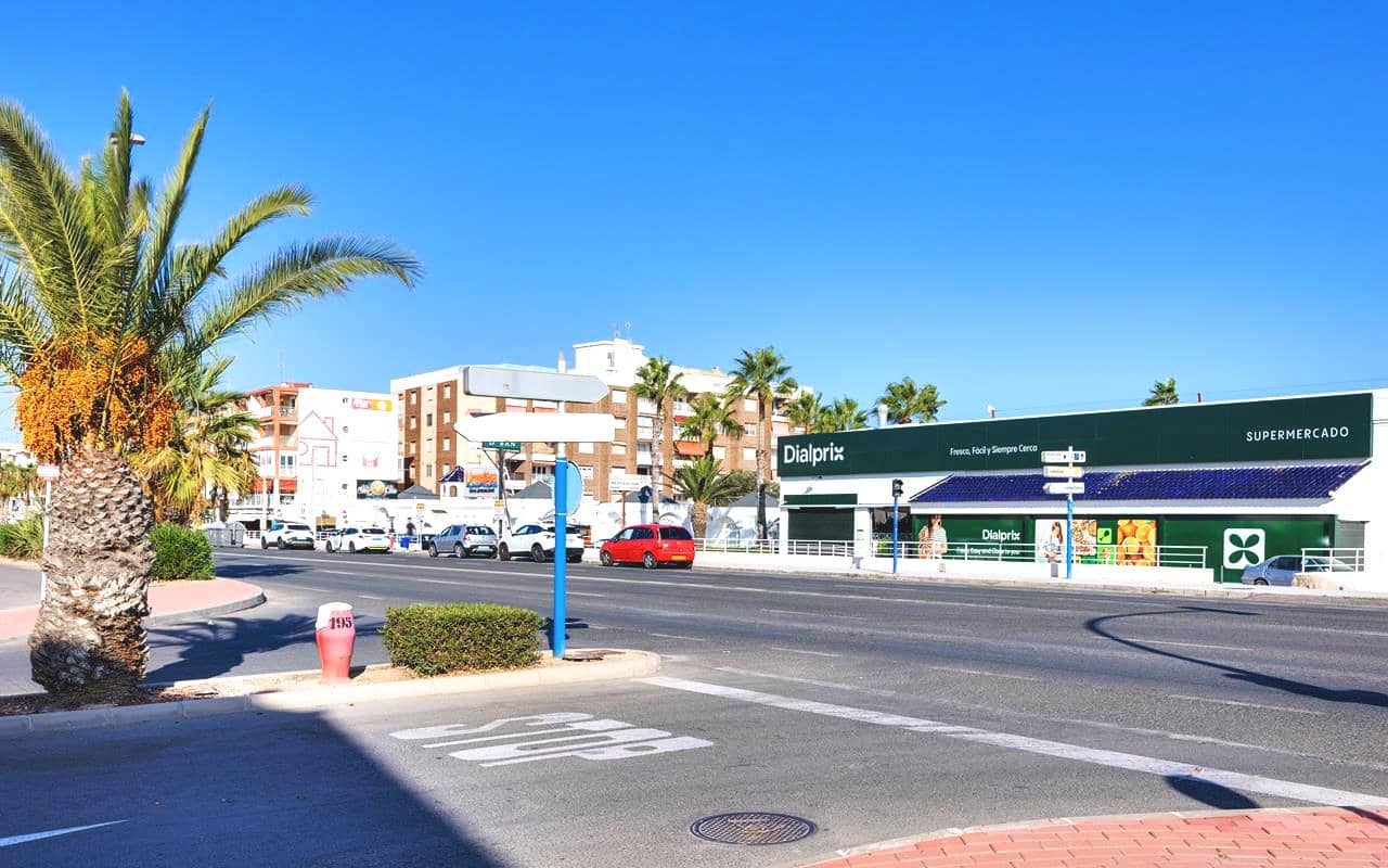 2 soverom Leilighet til salgs i Torrevieja med svømmebasseng - € 149 900 (Ref: 9939011)