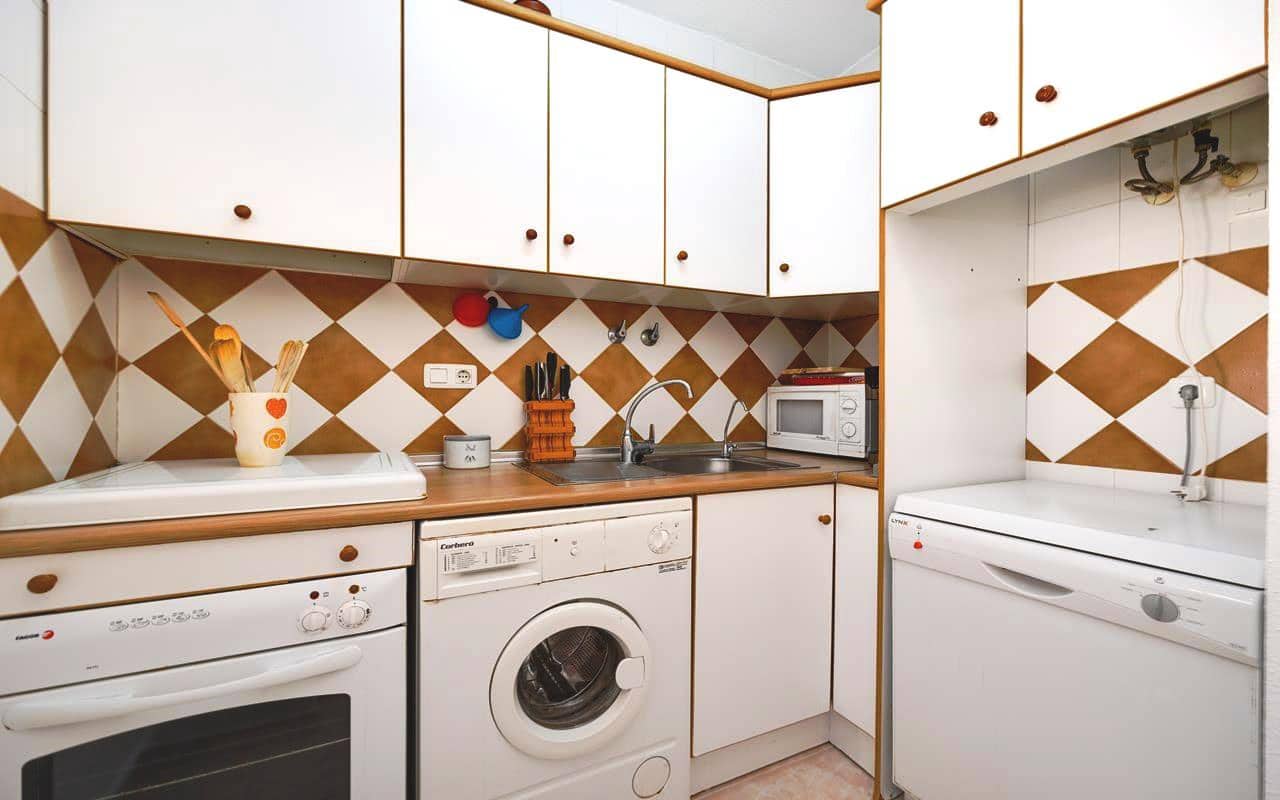 2 soverom Leilighet til salgs i Torrevieja med svømmebasseng - € 149 900 (Ref: 9939011)