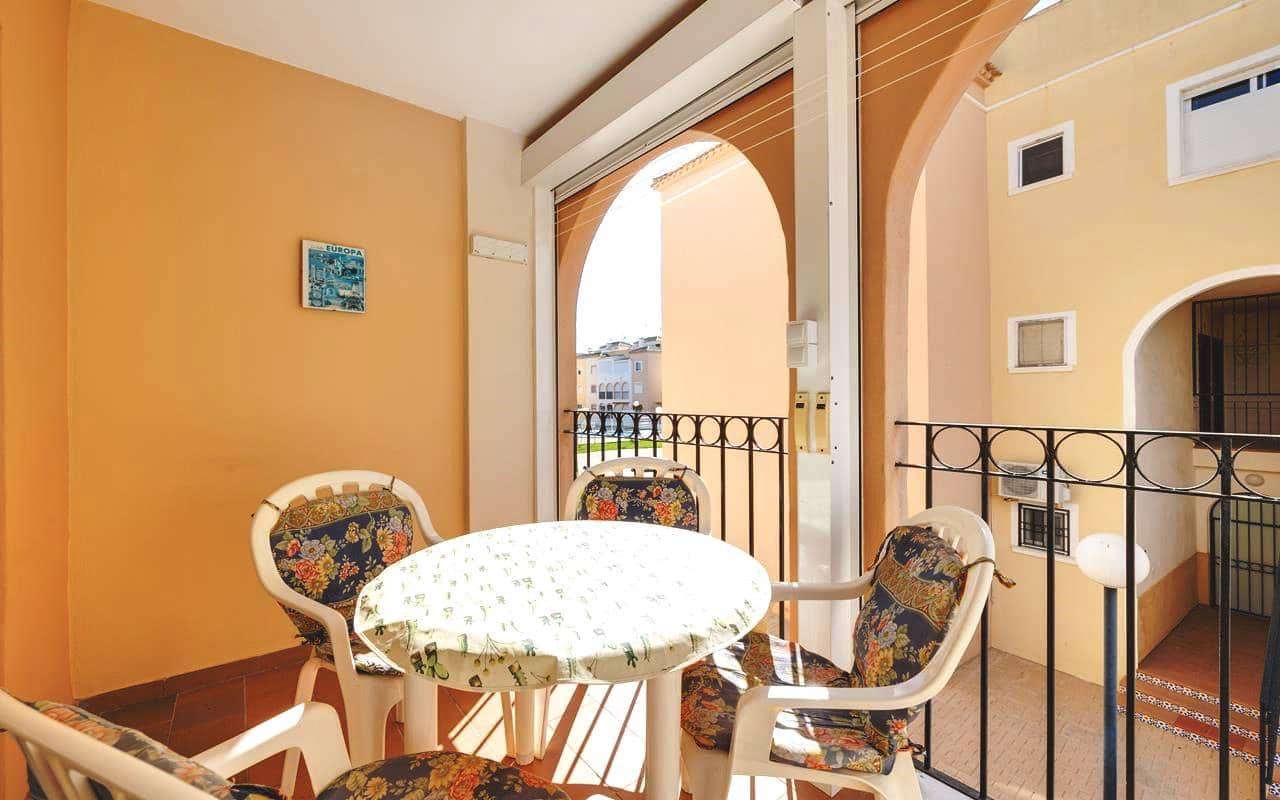 2 soverom Leilighet til salgs i Torrevieja med svømmebasseng - € 149 900 (Ref: 9939011)