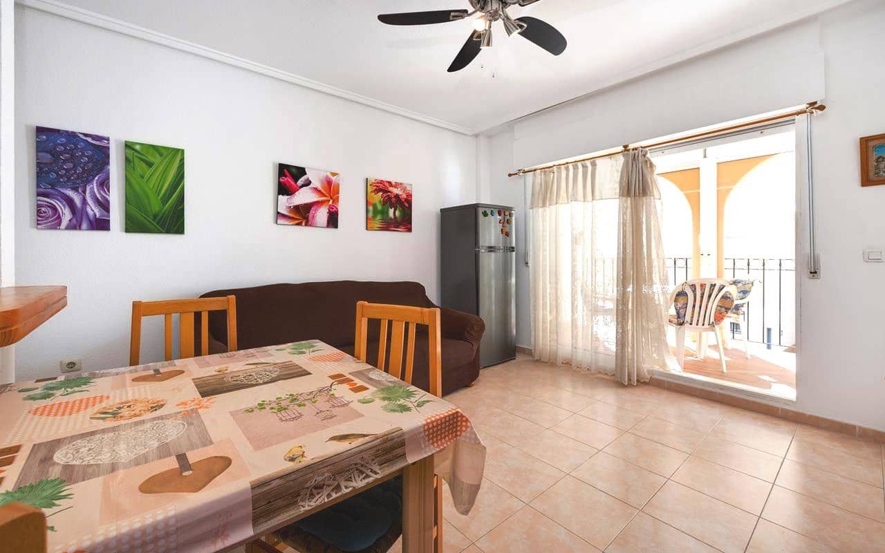 2 soverom Leilighet til salgs i Torrevieja med svømmebasseng - € 149 900 (Ref: 9939011)