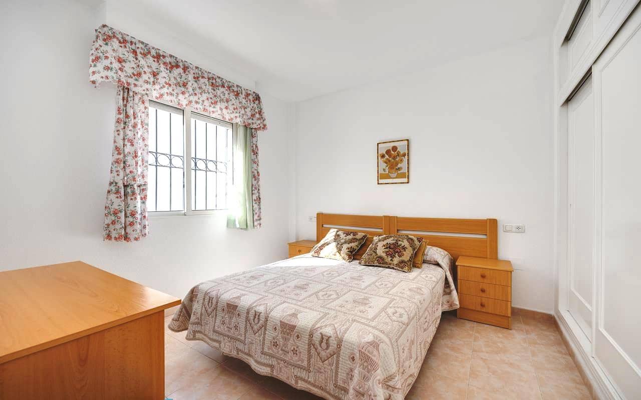 2 soverom Leilighet til salgs i Torrevieja med svømmebasseng - € 149 900 (Ref: 9939011)