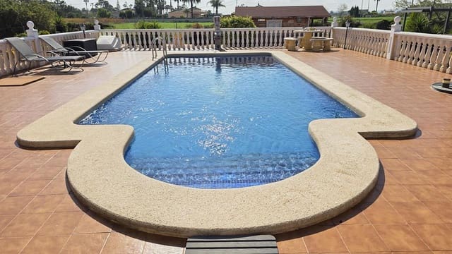 3 bedroom Finca/Country House for sale in Catral with pool garage - € 390,000 (Ref: 9941277)