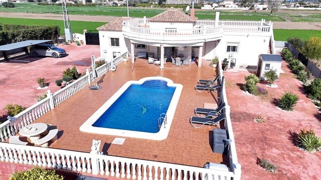 3 bedroom Finca/Country House for sale in Catral with pool garage - € 390,000 (Ref: 9941277)