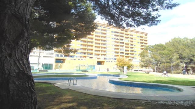 Ático de 3 habitaciones en Dehesa de Campoamor, Orihuela en venta con piscina garaje - 209.995 € (Ref: 9943193)