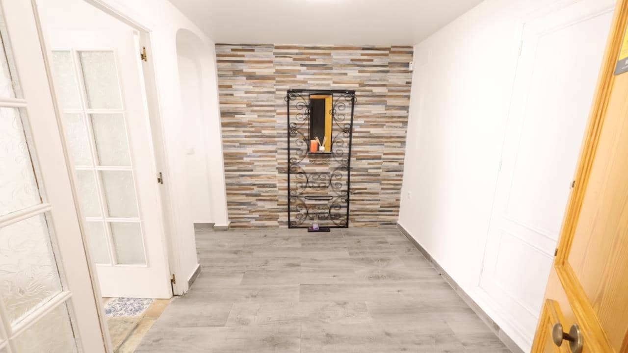 3 soveværelse Lejlighed til salg i Torrevieja med swimmingpool garage - € 189.000 (Ref: 9944907)