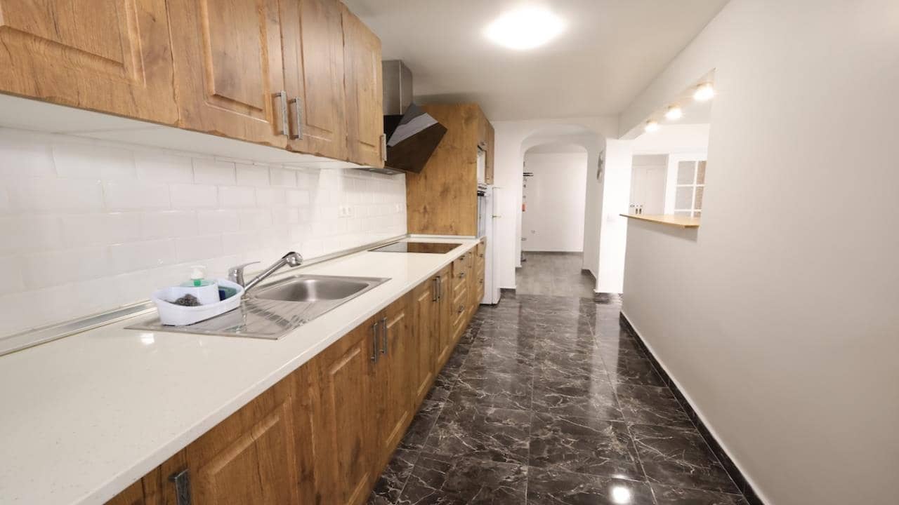 3 soveværelse Lejlighed til salg i Torrevieja med swimmingpool garage - € 189.000 (Ref: 9944907)