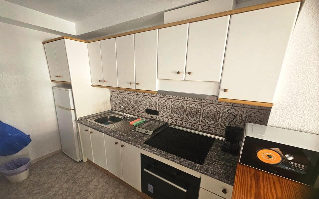 2 soverom Leilighet til salgs i Playa Flamenca med svømmebasseng garasje - € 185 000 (Ref: 9946245)