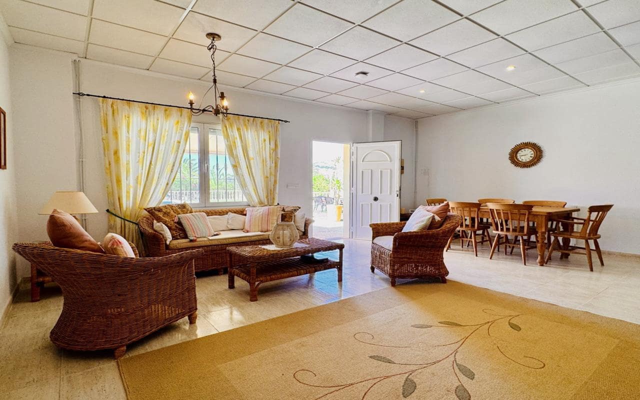 6 Zimmer Villa zu verkaufen in Aspe mit Pool Garage - 650.000 € (Ref: 9946812)