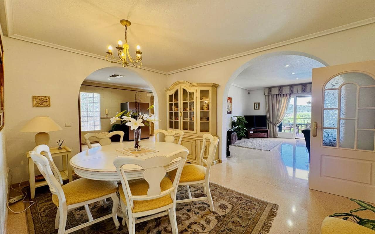 6 Zimmer Villa zu verkaufen in Aspe mit Pool Garage - 650.000 € (Ref: 9946812)