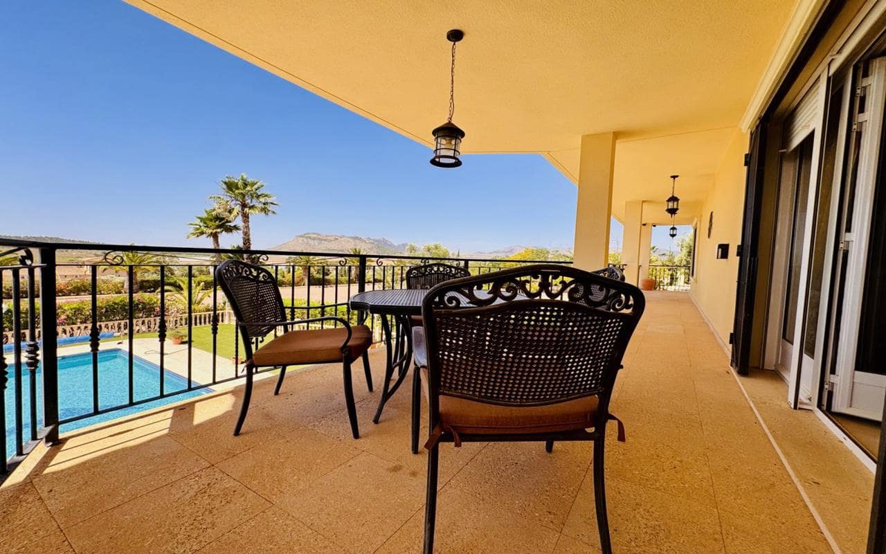 6 Zimmer Villa zu verkaufen in Aspe mit Pool Garage - 650.000 € (Ref: 9946812)