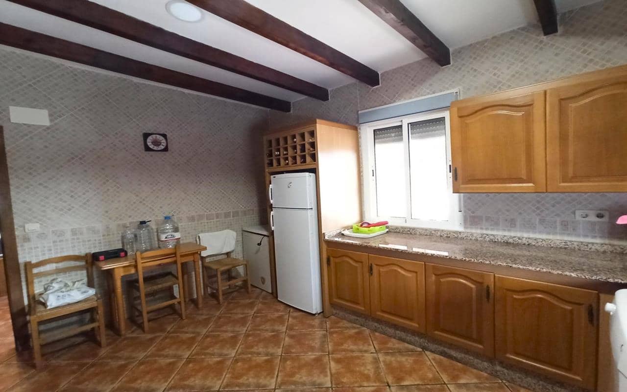 4 soveværelse Finca/Landehus til salg i Aspe med swimmingpool garage - € 465.000 (Ref: 9948520)