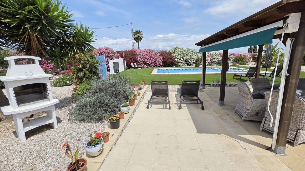 5 sovrum Finca/Hus på landet till salu i Benejuzar med pool garage - 410 000 € (Ref: 9948807)