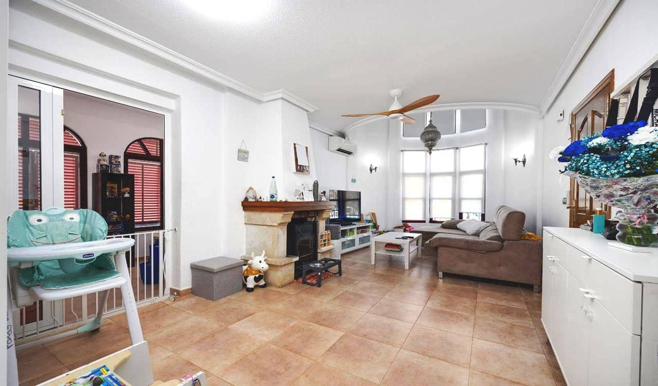3 bedroom Villa for sale in San Fulgencio with pool garage - € 399,000 (Ref: 9948953)