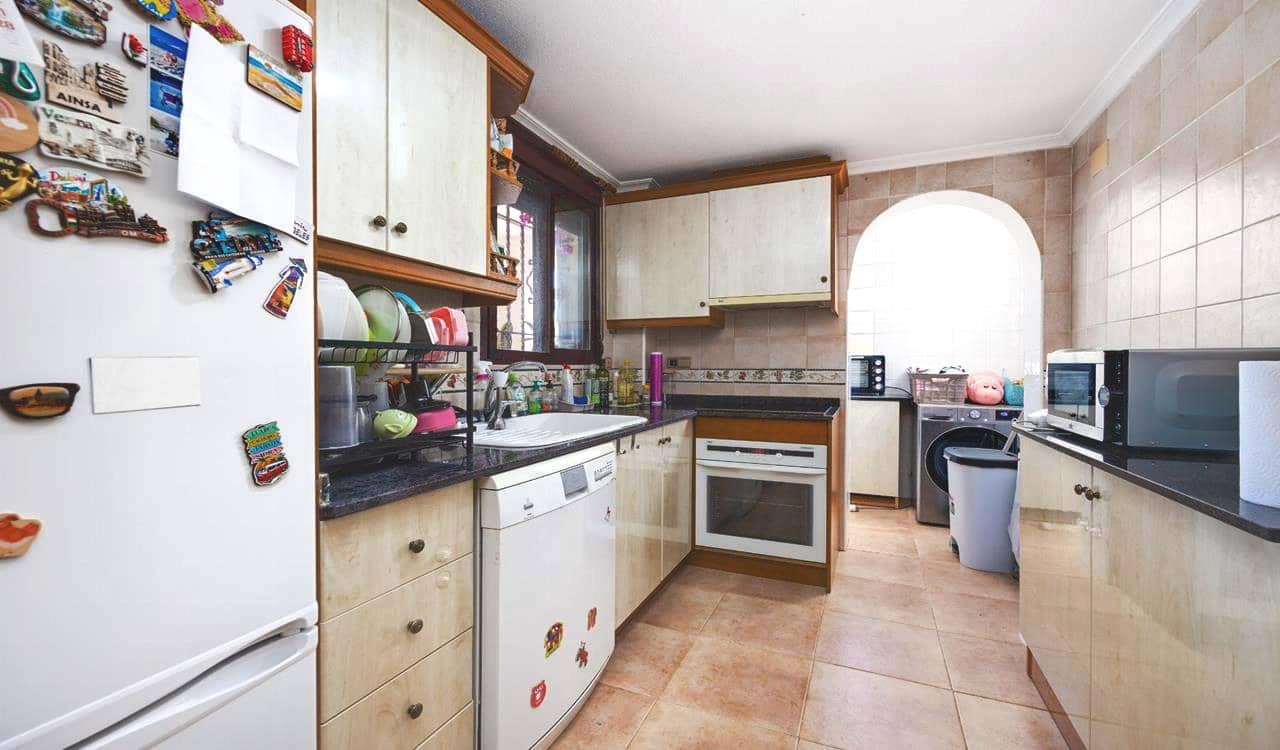 3 bedroom Villa for sale in San Fulgencio with pool garage - € 399,000 (Ref: 9948953)
