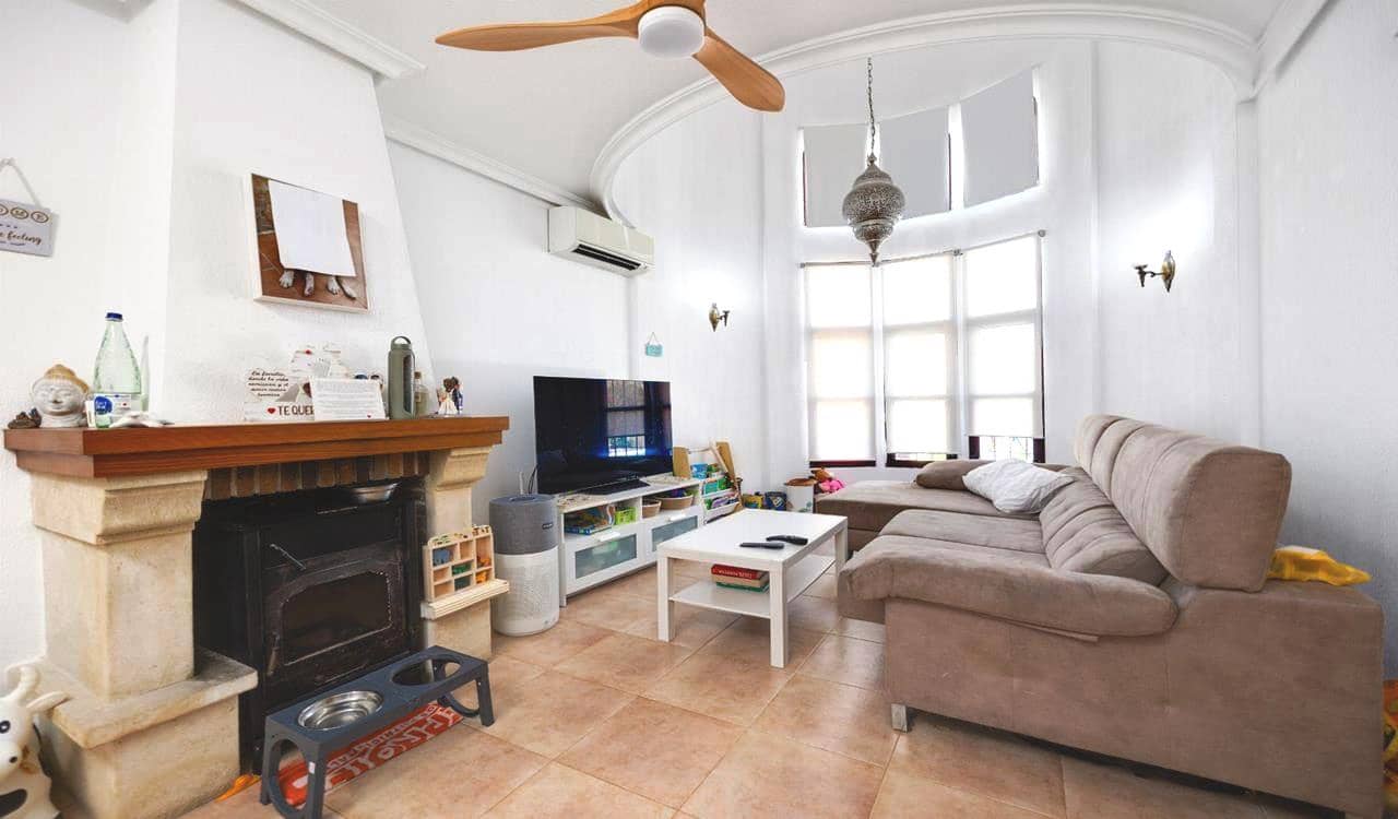 3 bedroom Villa for sale in San Fulgencio with pool garage - € 399,000 (Ref: 9948953)