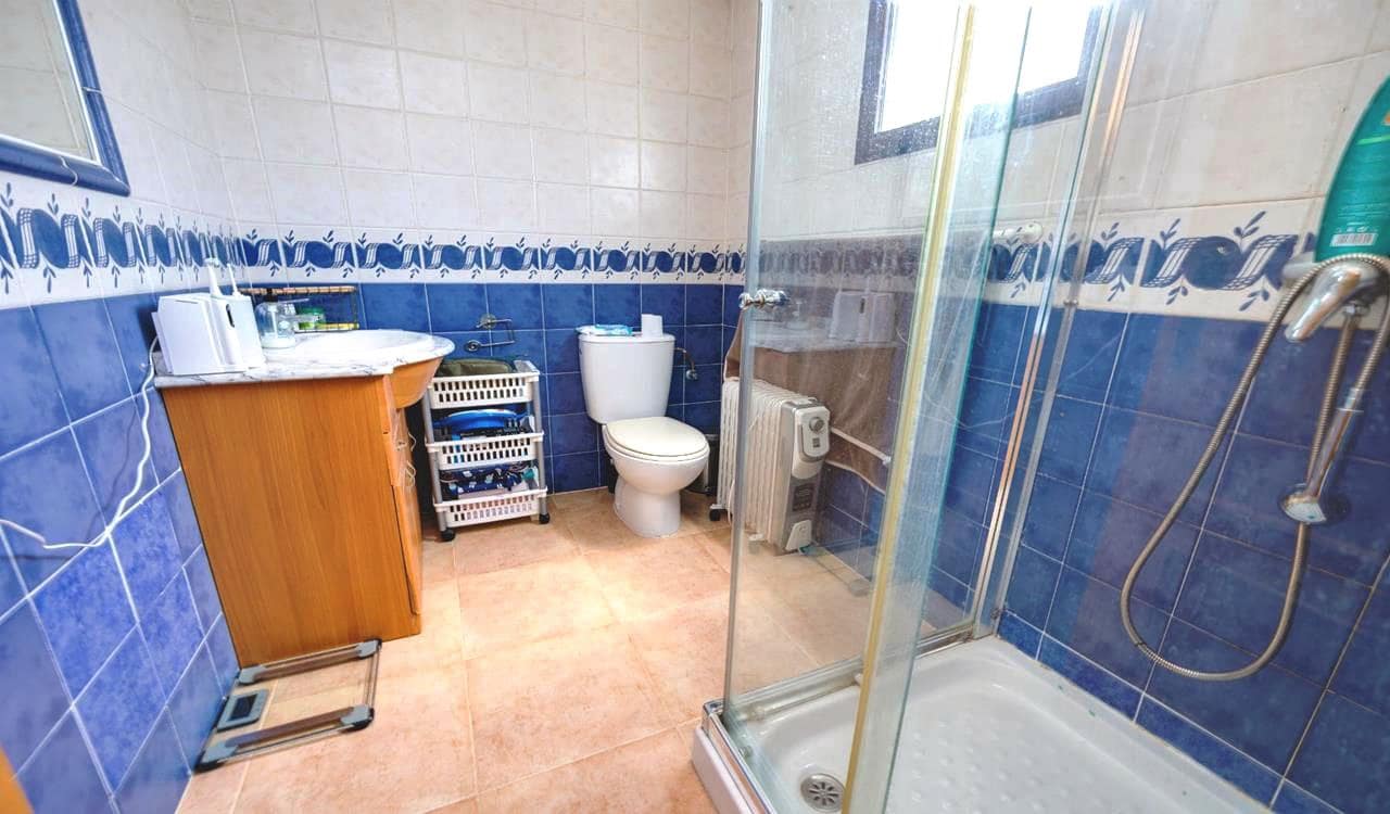 3 bedroom Villa for sale in San Fulgencio with pool garage - € 399,000 (Ref: 9948953)