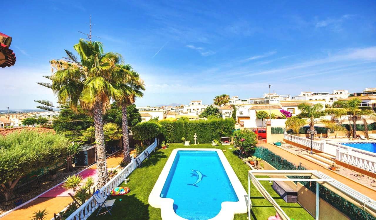 3 bedroom Villa for sale in San Fulgencio with pool garage - € 399,000 (Ref: 9948953)