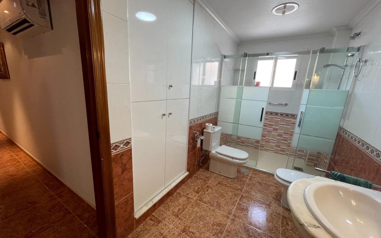5 soveværelse Villa til salg i Formentera del Segura med garage - € 275.000 (Ref: 9950114)
