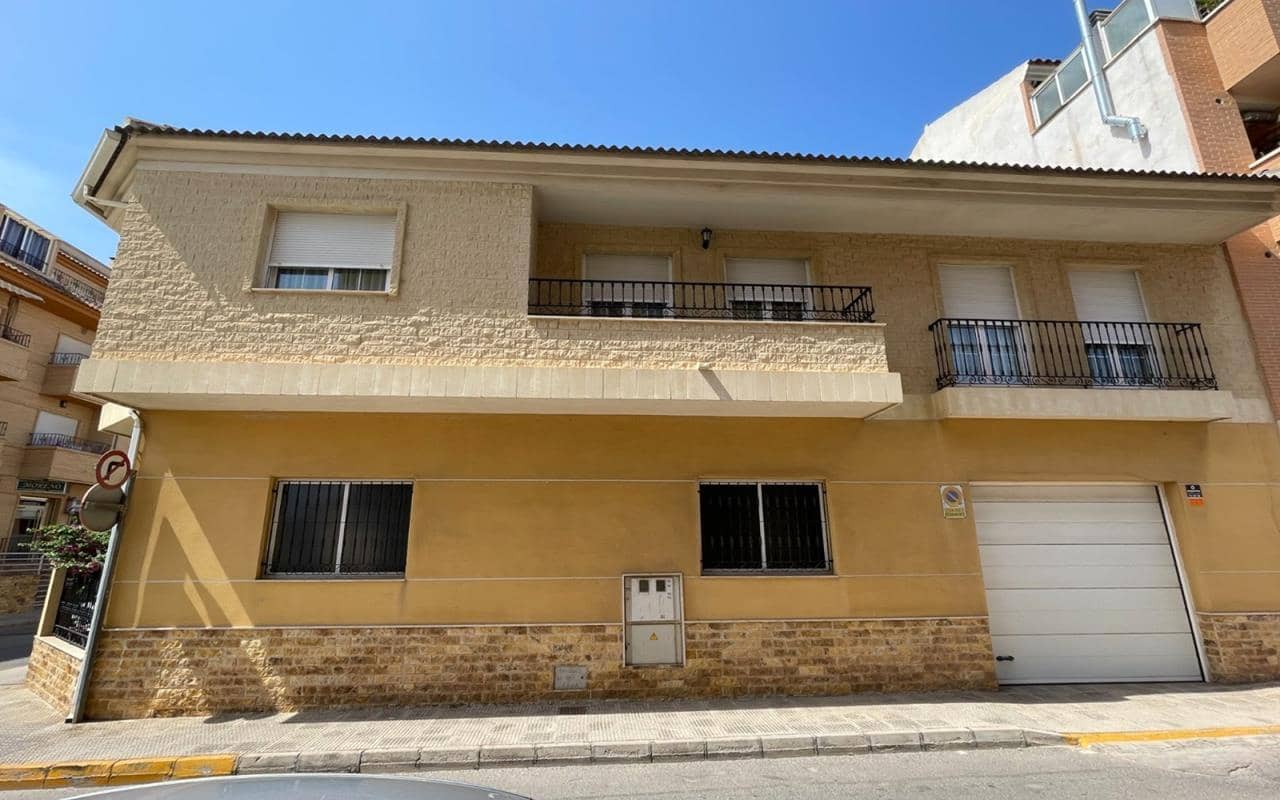 5 soveværelse Villa til salg i Formentera del Segura med garage - € 275.000 (Ref: 9950114)