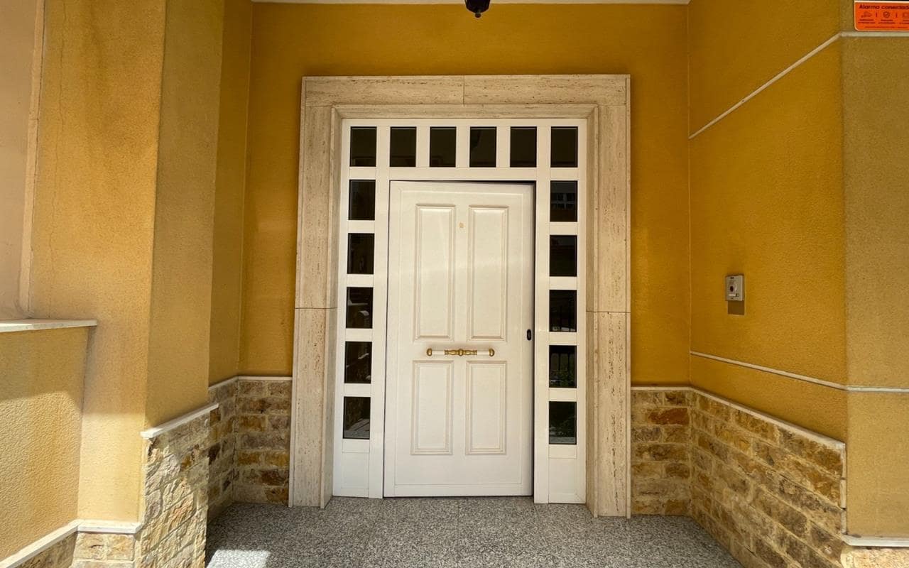 5 soveværelse Villa til salg i Formentera del Segura med garage - € 275.000 (Ref: 9950114)