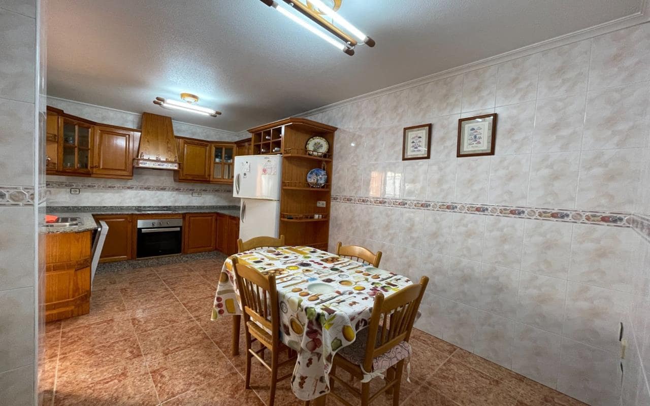 5 soveværelse Villa til salg i Formentera del Segura med garage - € 275.000 (Ref: 9950114)