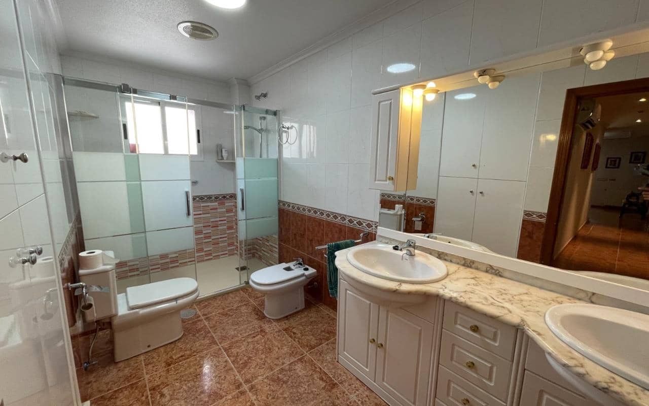 5 soveværelse Villa til salg i Formentera del Segura med garage - € 275.000 (Ref: 9950114)