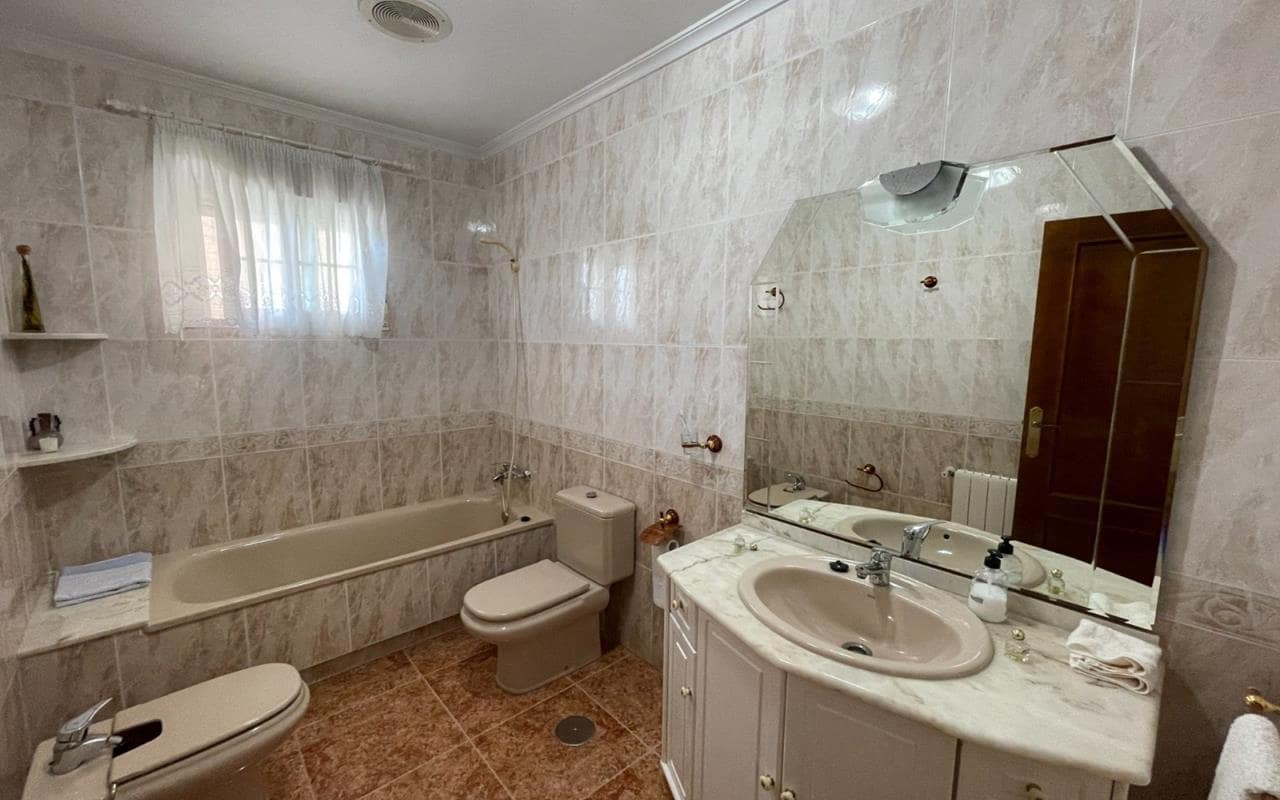 5 soveværelse Villa til salg i Formentera del Segura med garage - € 275.000 (Ref: 9950114)