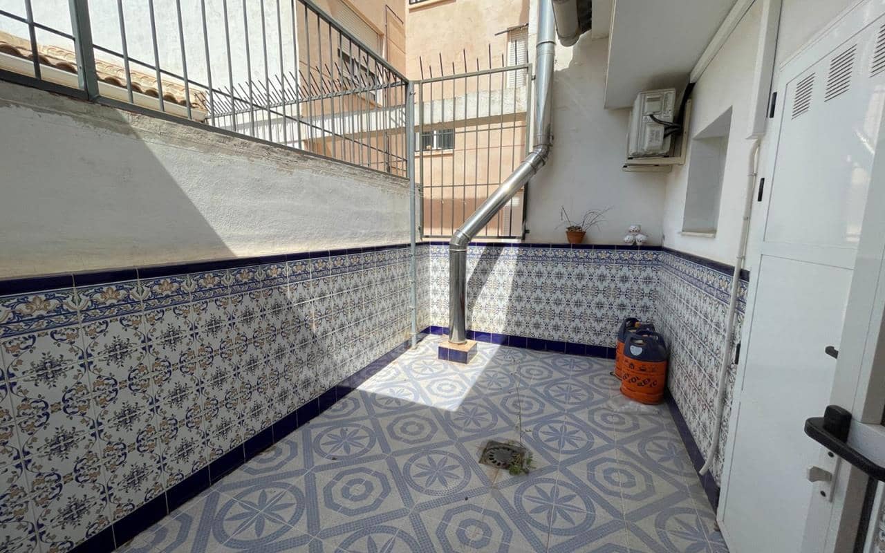 5 soveværelse Villa til salg i Formentera del Segura med garage - € 275.000 (Ref: 9950114)