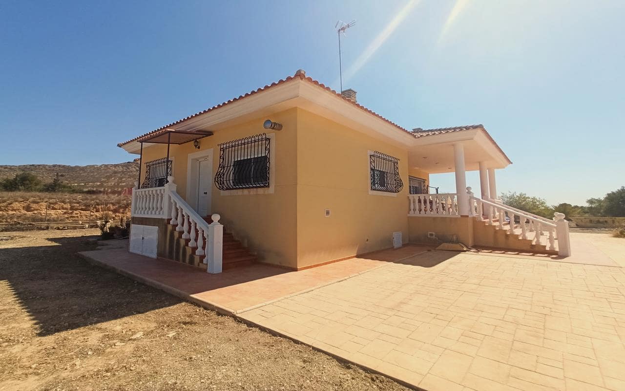 5 soverom Finca/Herregård til salgs i Aspe med svømmebasseng garasje - € 392 500 (Ref: 9950582)