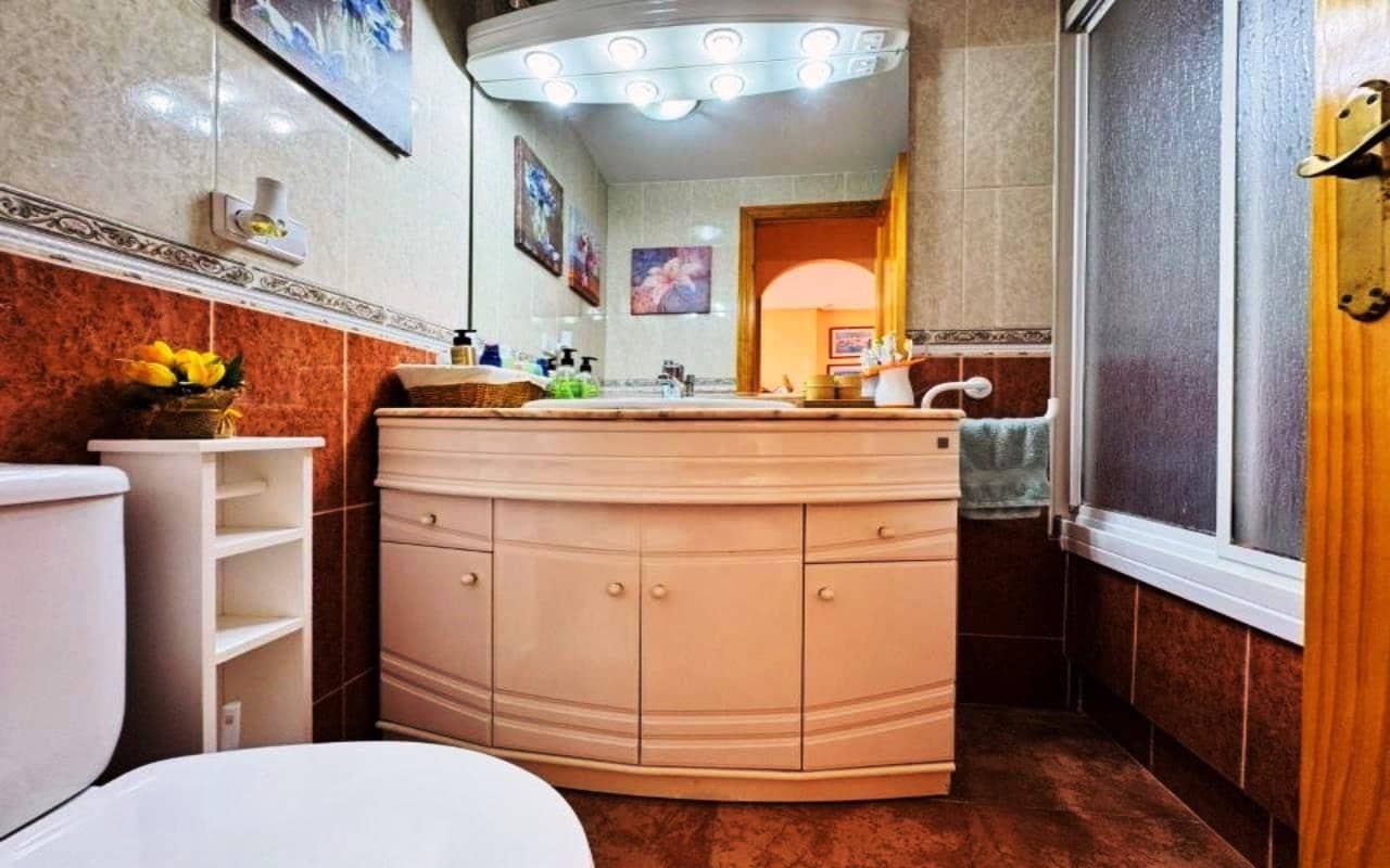 2 slaapkamer Appartement te koop in Torrevieja met zwembad garage - € 175.000 (Ref: 9950673)