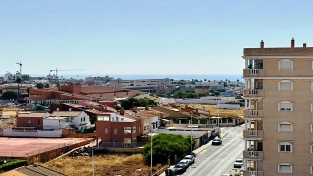 2 chambre Appartement à vendre à Nueva Torrevieja, Torrevieja avec piscine garage - 175 000 € (Ref: 9950673)