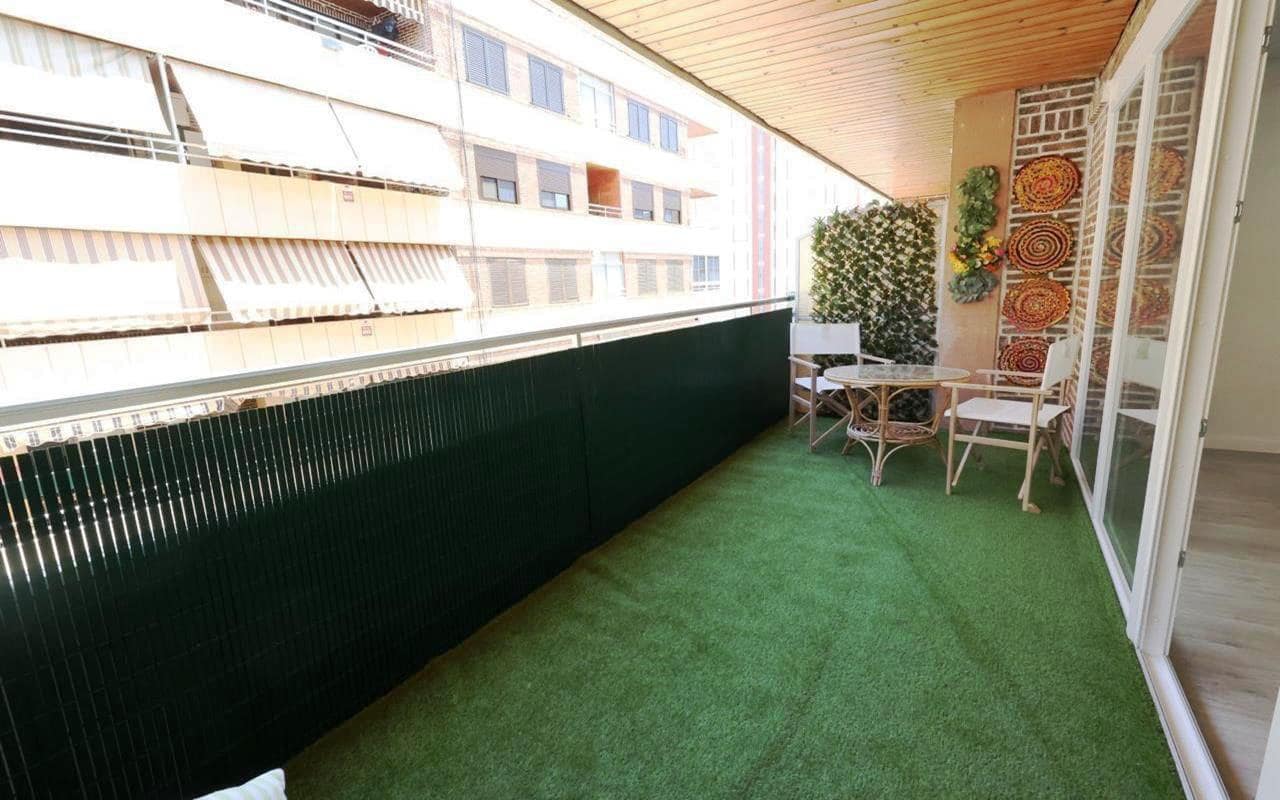 3 chambre Appartement à vendre à Torrevieja - 230 000 € (Ref: 9961062)