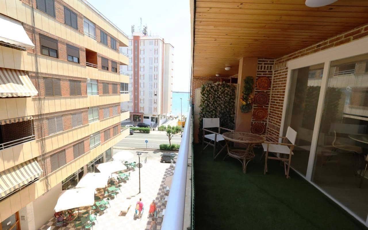 3 chambre Appartement à vendre à Torrevieja - 230 000 € (Ref: 9961062)