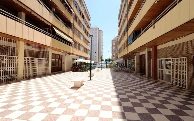 3 chambre Appartement à vendre à Playa de los Náufragos, Torrevieja - 230 000 € (Ref: 9961062)