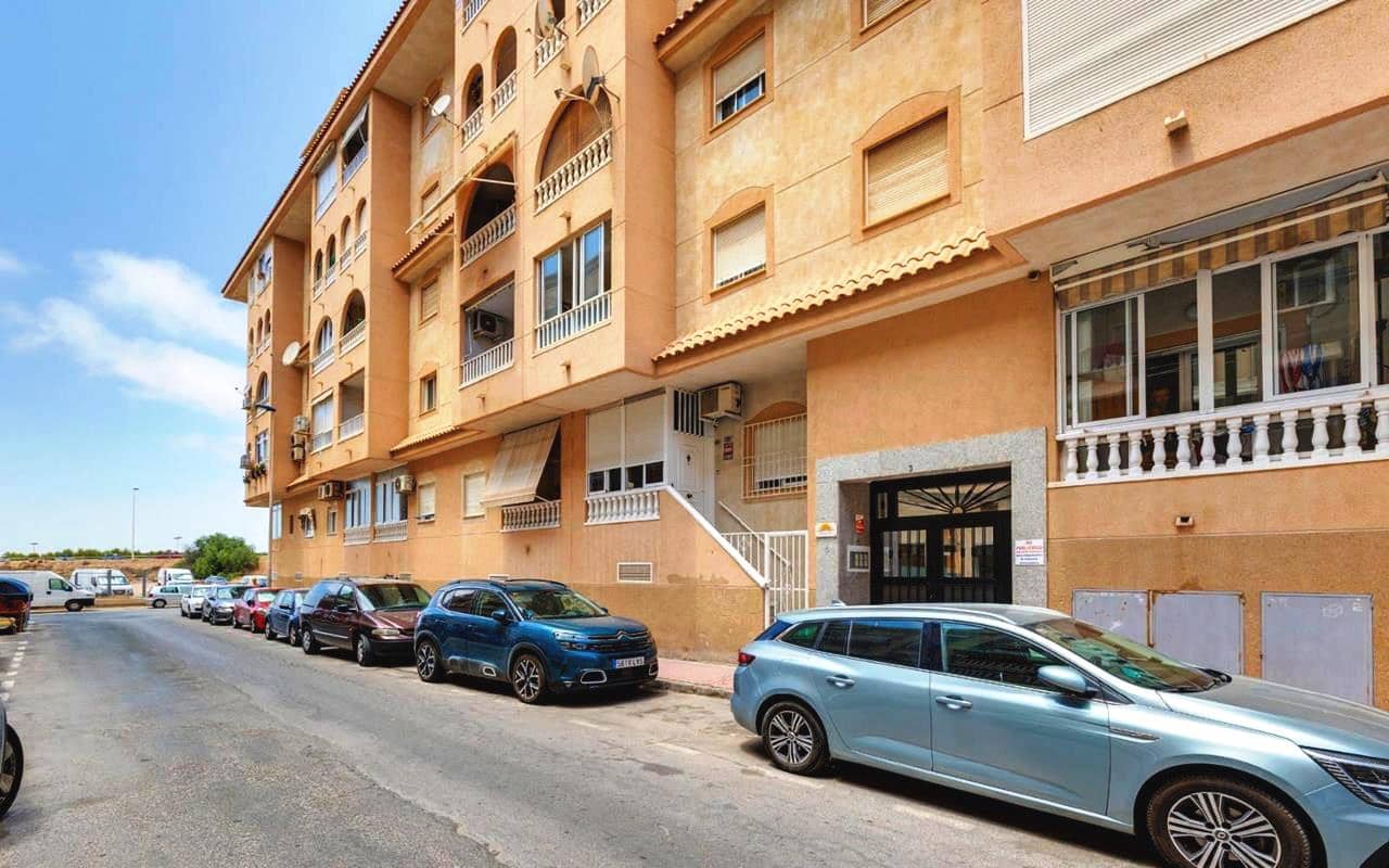2 sypialnia Apartament na sprzedaż w Torrevieja z basenem - 129 995 € (Ref: 9968406)