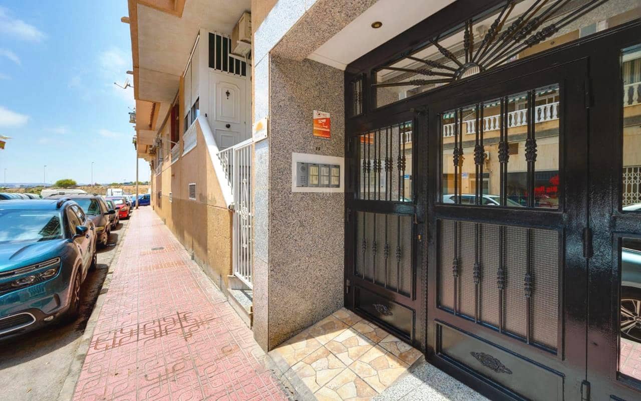 2 sypialnia Apartament na sprzedaż w Torrevieja z basenem - 129 995 € (Ref: 9968406)