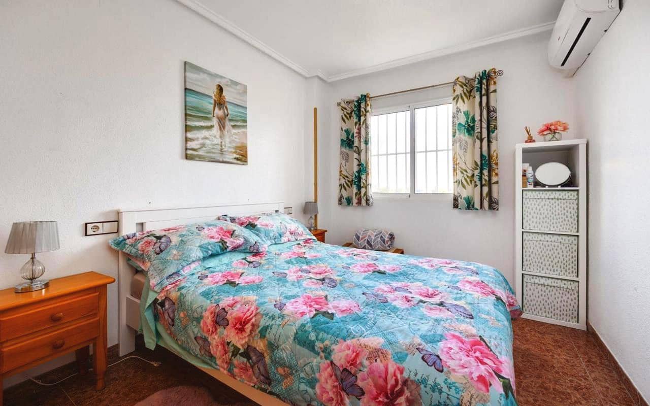 2 sypialnia Apartament na sprzedaż w Torrevieja z basenem - 129 995 € (Ref: 9968406)