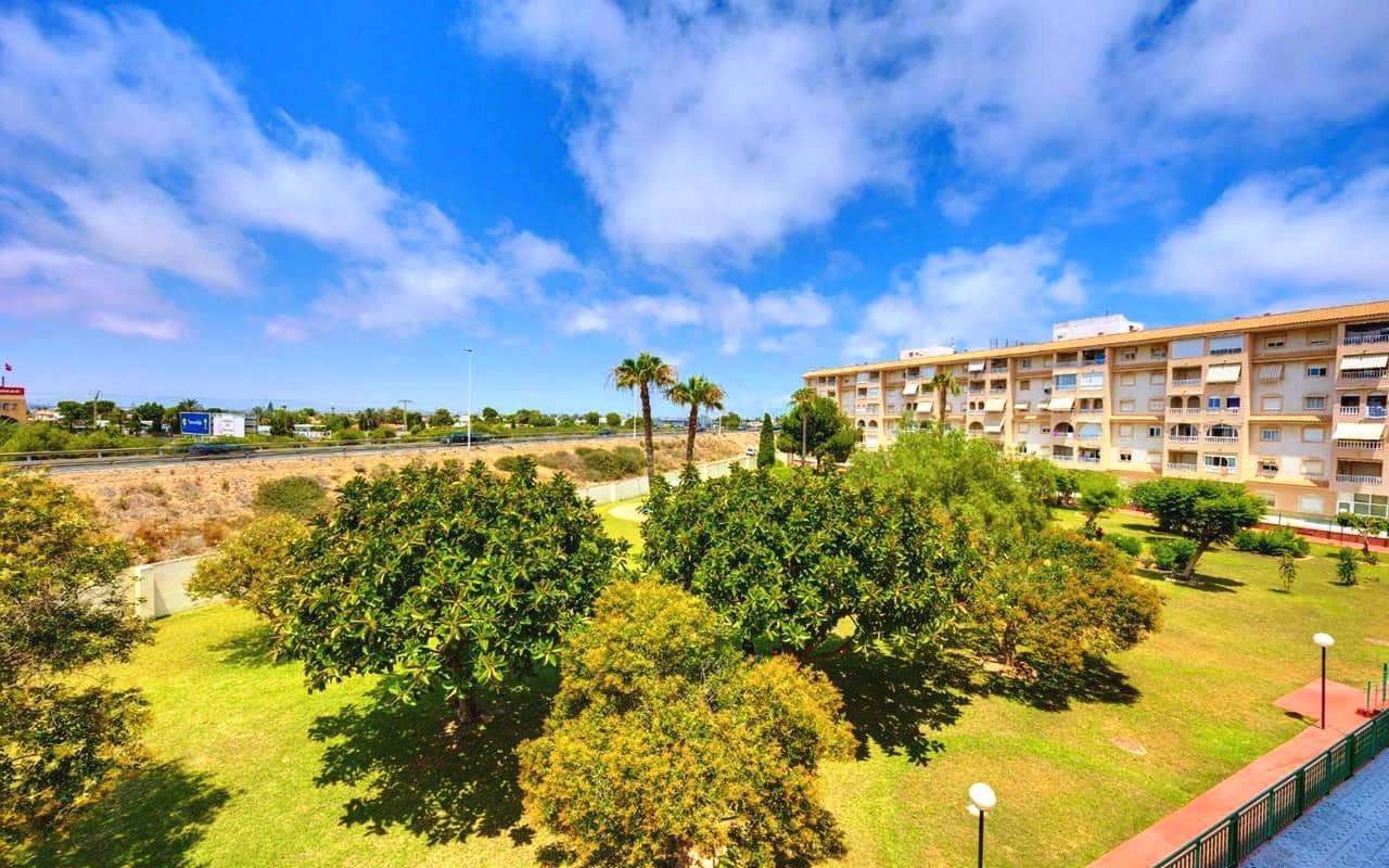2 sypialnia Apartament na sprzedaż w Torrevieja z basenem - 129 995 € (Ref: 9968406)