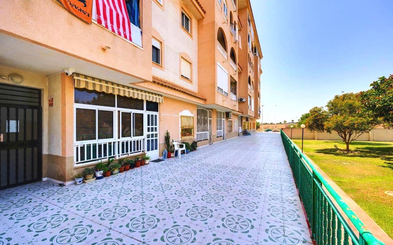 2 sypialnia Apartament na sprzedaż w Torrevieja z basenem - 129 995 € (Ref: 9968406)