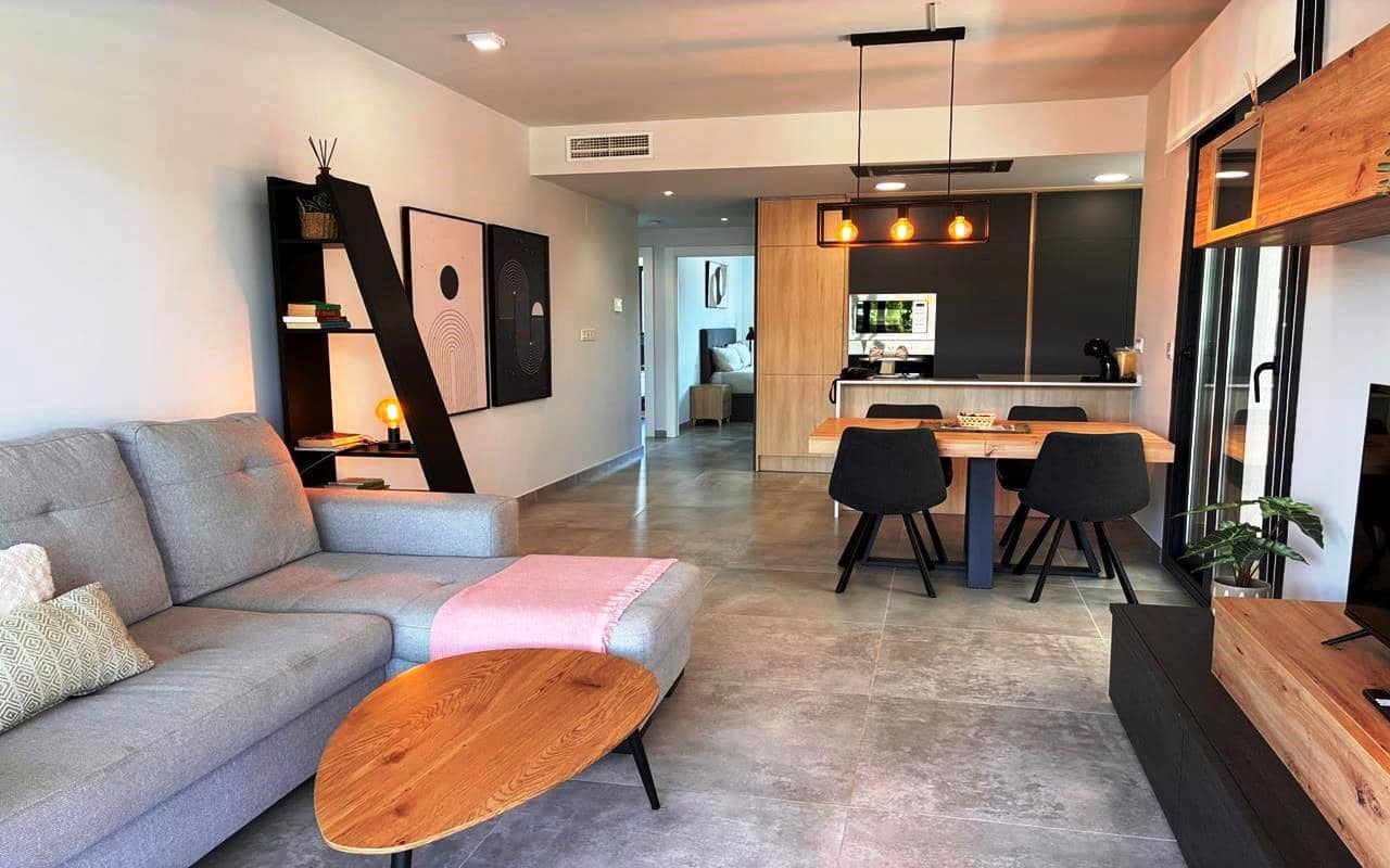 2 soveværelse Lejlighed til salg i Torrevieja med swimmingpool garage - € 289.000 (Ref: 9968852)