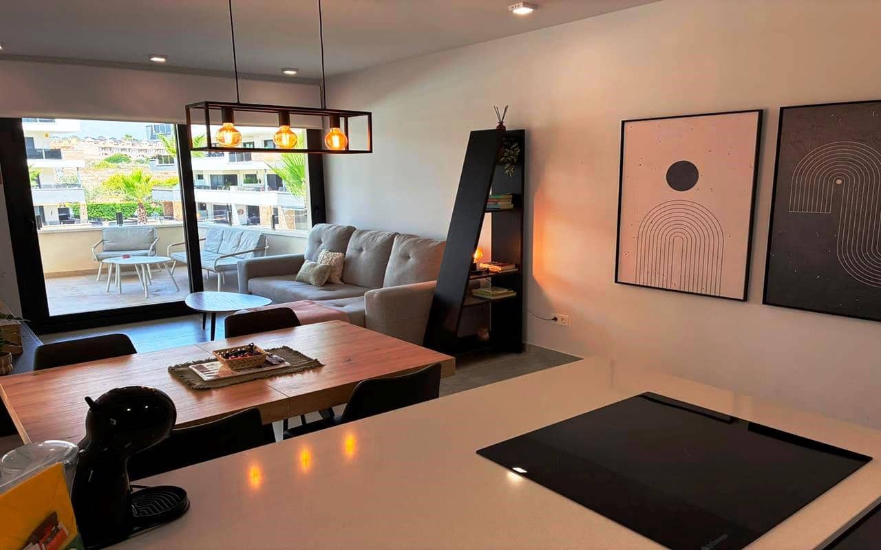 2 soveværelse Lejlighed til salg i Torrevieja med swimmingpool garage - € 289.000 (Ref: 9968852)