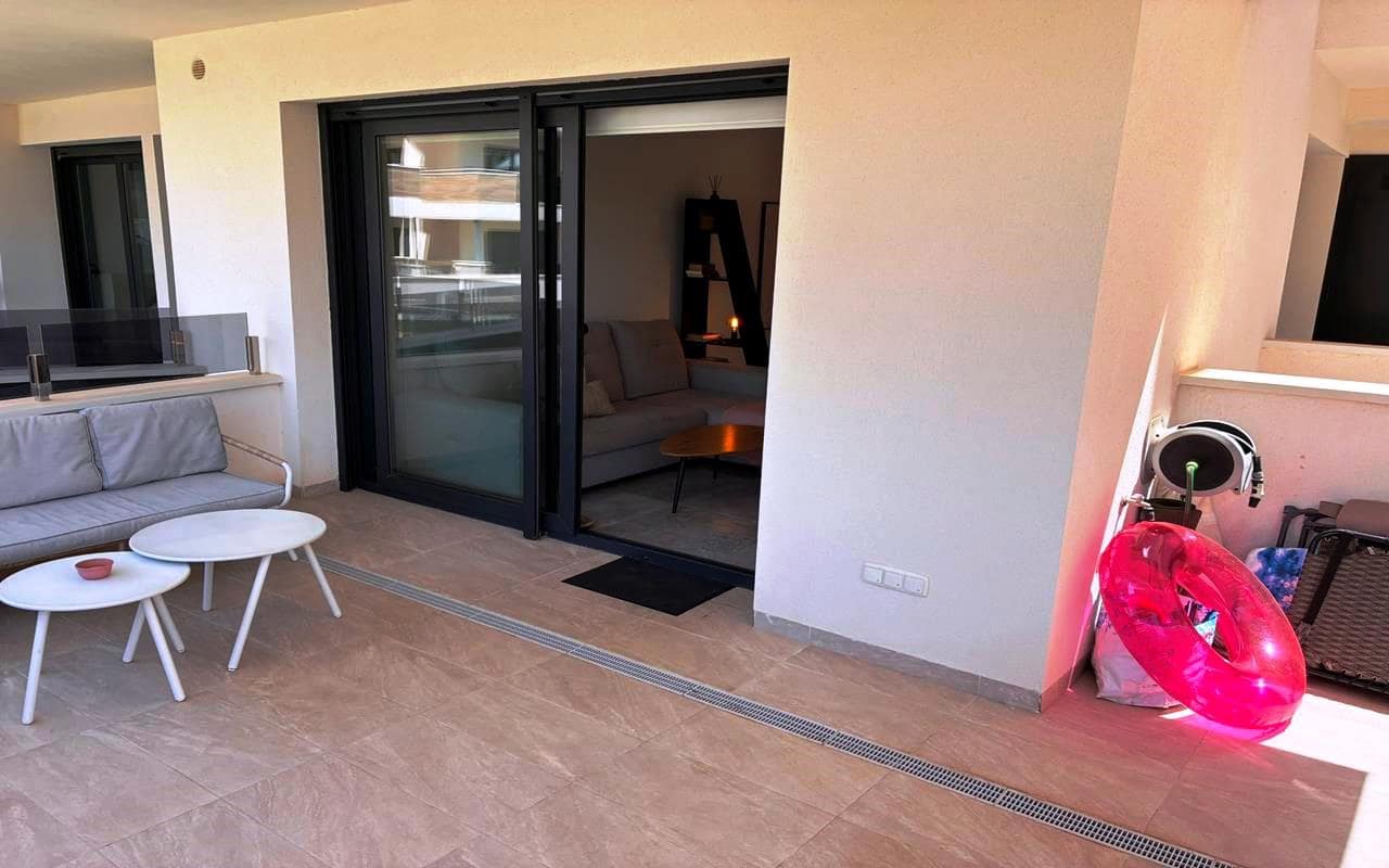 2 soveværelse Lejlighed til salg i Torrevieja med swimmingpool garage - € 289.000 (Ref: 9968852)