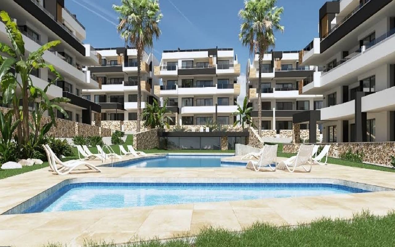 2 soveværelse Lejlighed til salg i Torrevieja med swimmingpool garage - € 289.000 (Ref: 9968852)