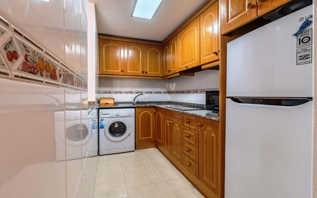 2 soverom Leilighet til salgs i Centro - Muelle Pesquero, Torrevieja - € 139 000 (Ref: 9981620)