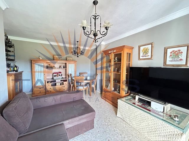 2 bedroom Apartment for sale in Torre del Mar, Vélez-Málaga with pool garage - € 375,000 (Ref: 10003912)