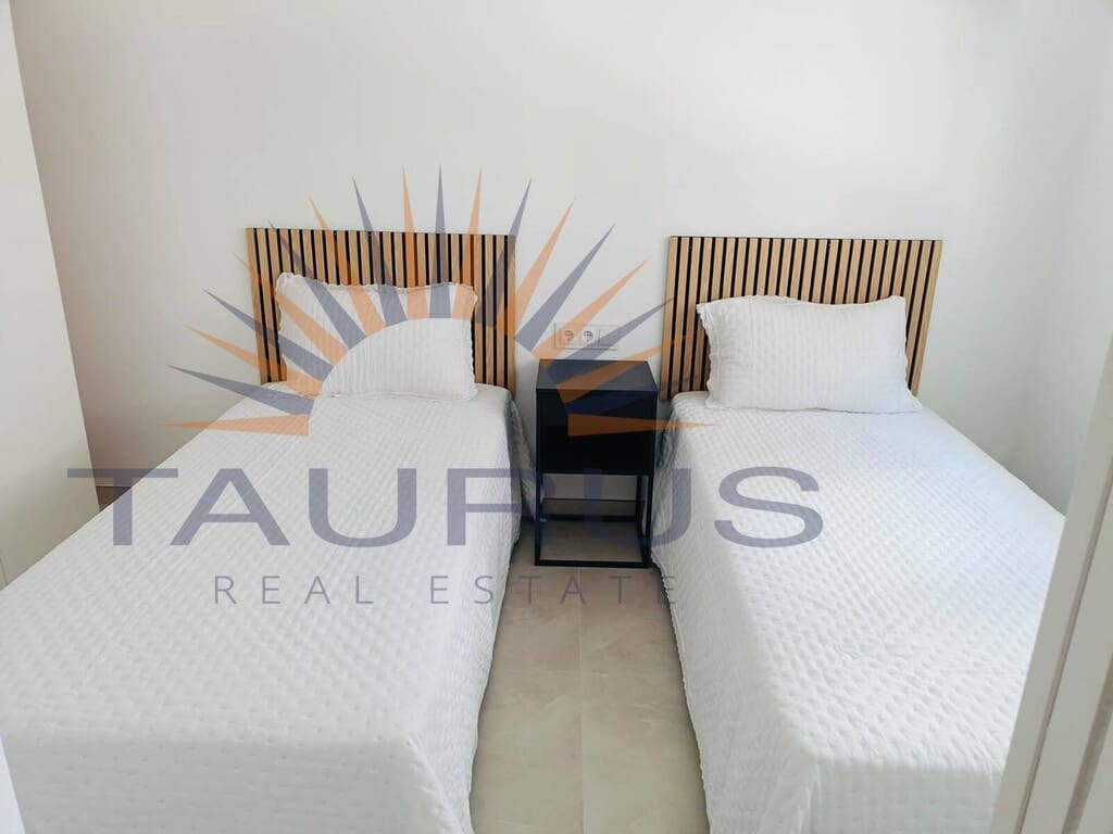 2 soveværelse Lejlighed til leje i Algarrobo - € 1.200 (Ref: 10003913)