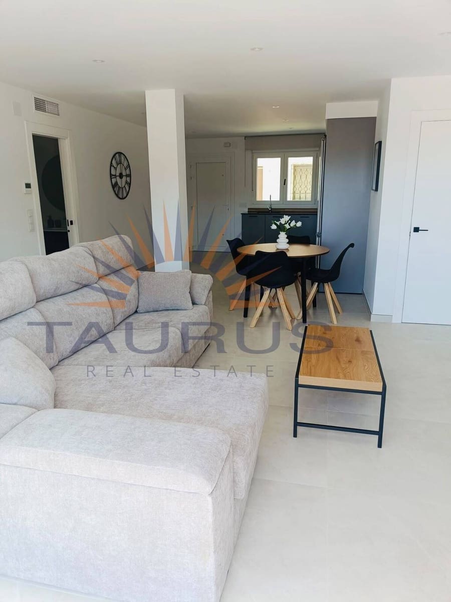 2 soveværelse Lejlighed til leje i Algarrobo - € 1.200 (Ref: 10003913)