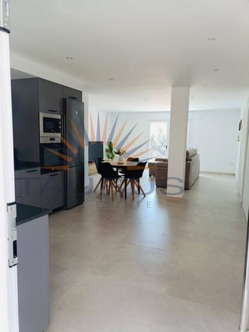 2 soveværelse Lejlighed til leje i Algarrobo - € 1.200 (Ref: 10003913)