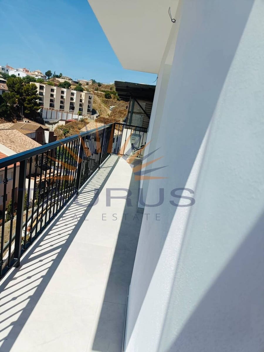 2 soveværelse Lejlighed til leje i Algarrobo - € 1.200 (Ref: 10003913)