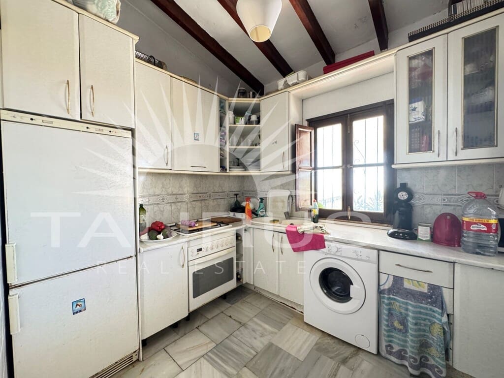 2 bedroom Villa for sale in Competa with pool garage - € 470,000 (Ref: 10008878)